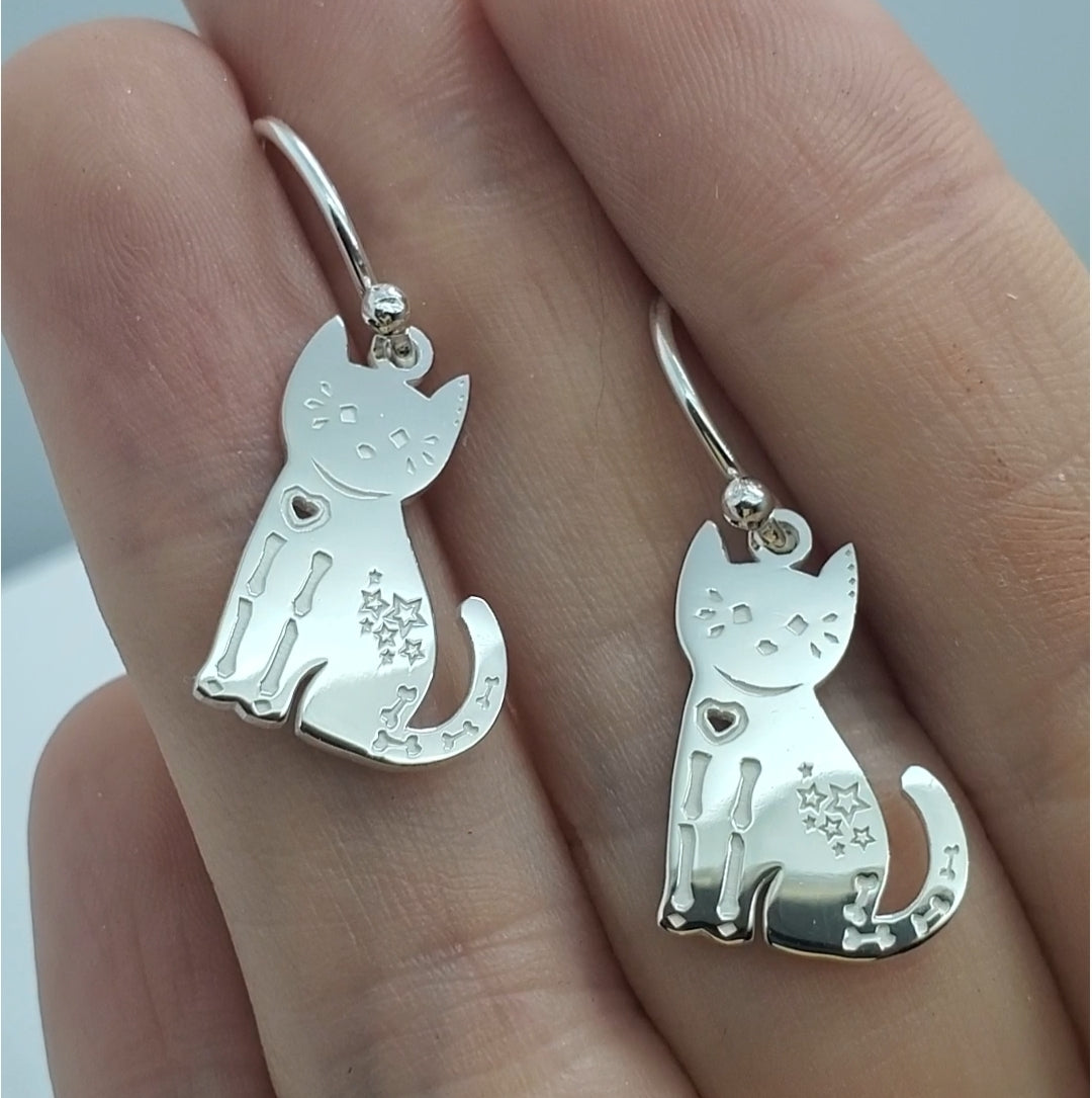 Aretes Gato