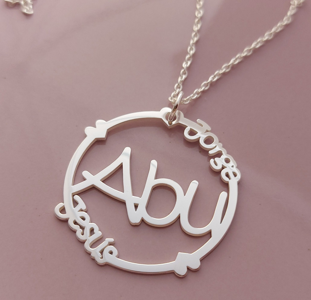 Collar Nombres Personalizado Círculo