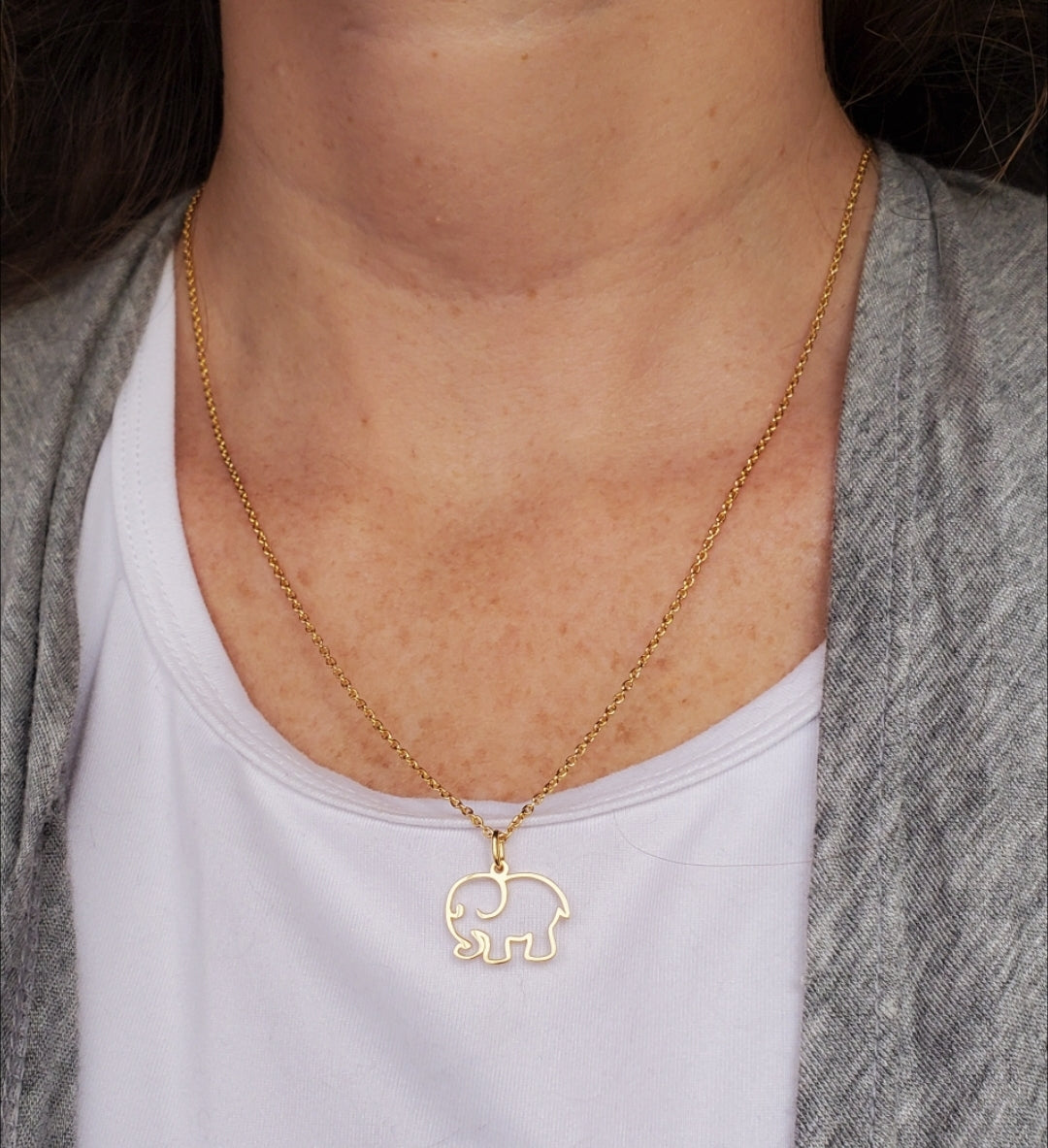 Collar elefante silueta