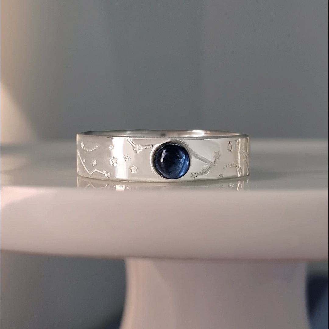 Anillo Constelaciones y piedra