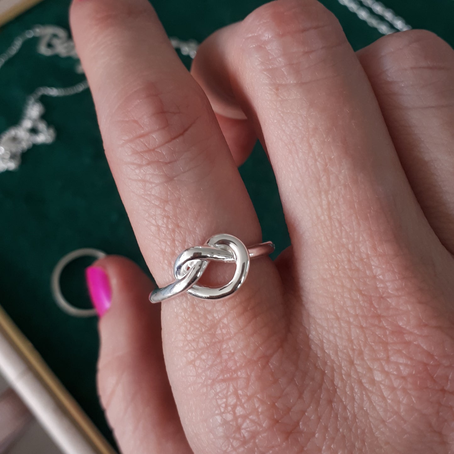 anillo nudo