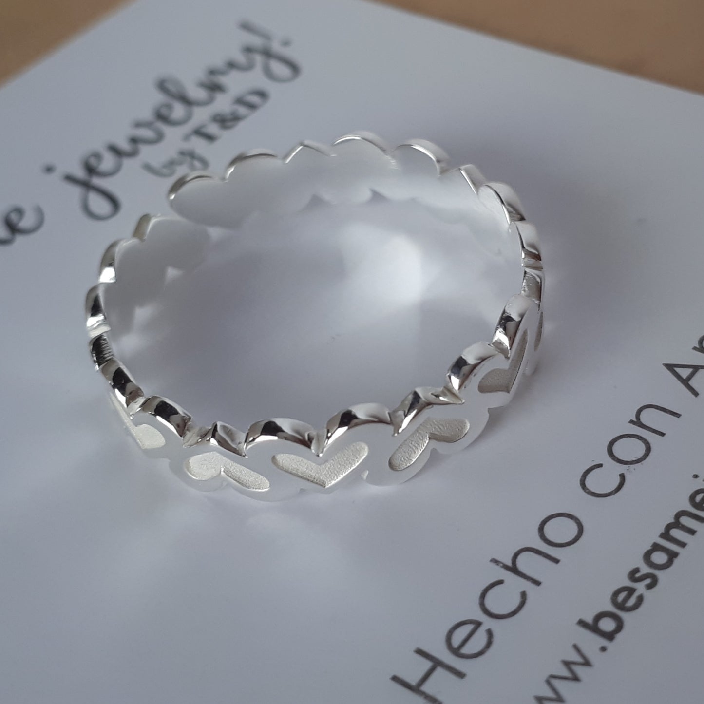 anillo corazones