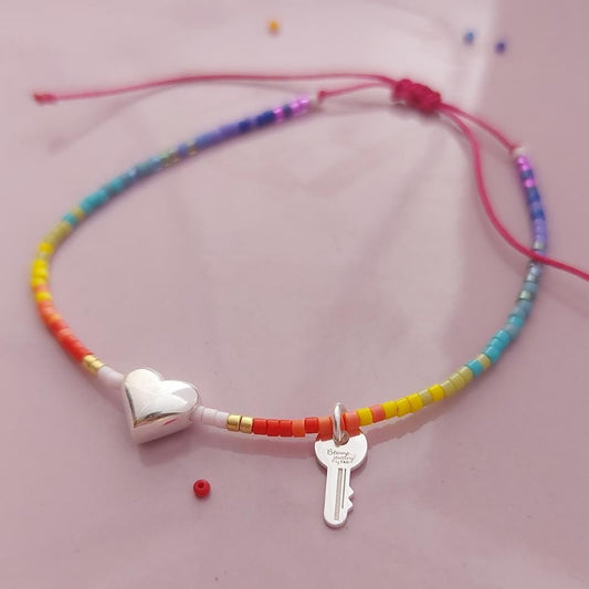 Pulsera Love is love