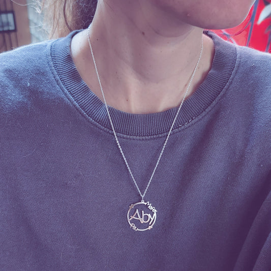 Collar Nombres Personalizado Círculo