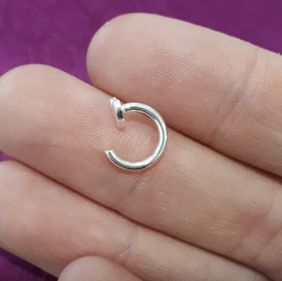 Aretes mini corazones