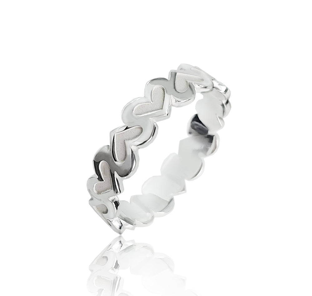anillo corazones