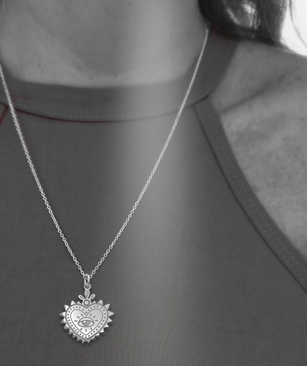 Collar Sagrado Corazón