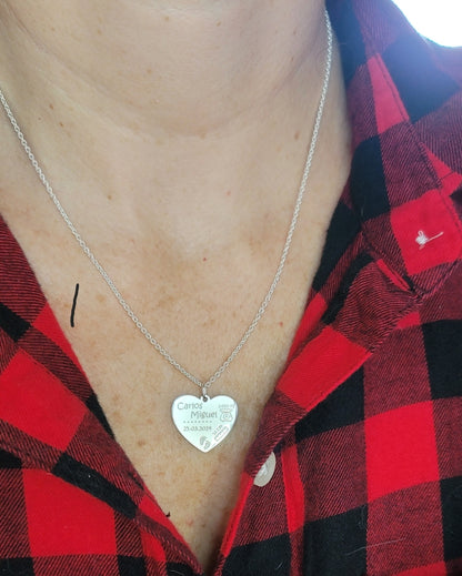 Collar corazón bebé