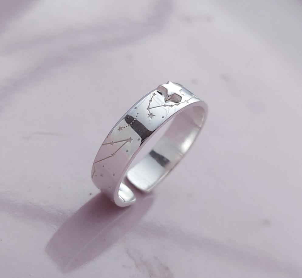anillo constelaciones estrellas