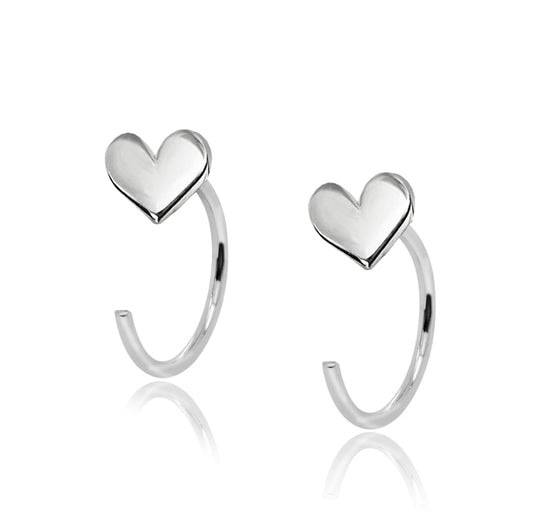 Aretes mini corazones
